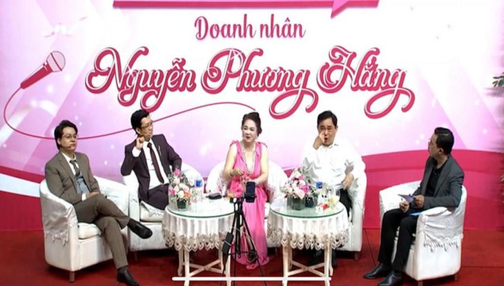 Con trai bà Phương Hằng phản đối việc ông Huỳnh Uy Dũng đòi giám định tâm thần cho mẹ - Ảnh 1.