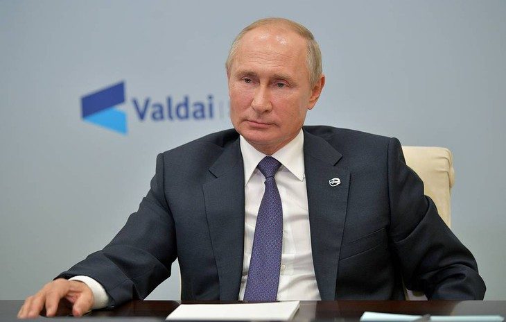 Dân Ukraine 4 vùng sáp nhập, không nhập tịch Nga thì bị trục xuất - Ảnh 1.